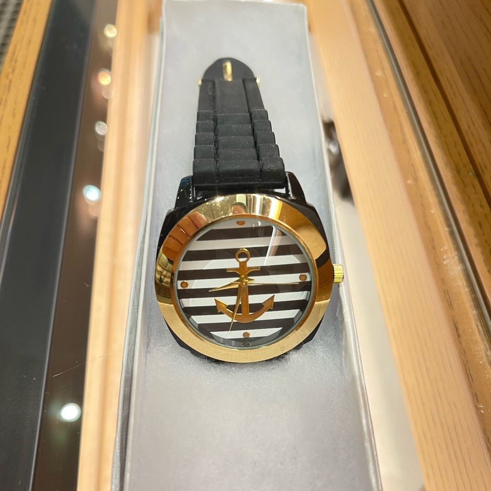 Olivia Pratt Womens Horizontal Stripe Anchor Emblem Dial Black Silicone Watch